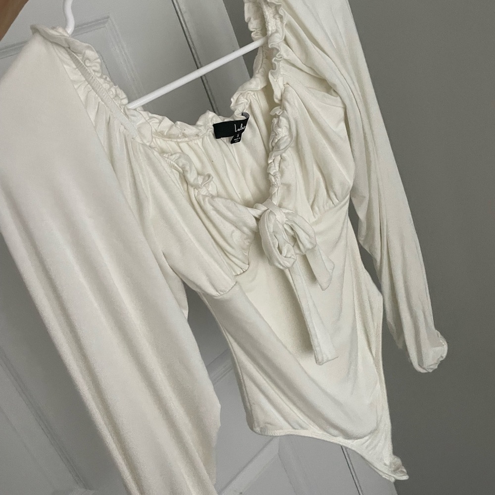 Lulus White bodysuit